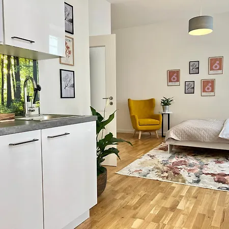 Treetess City Centre Prague Apartments Exterior photo