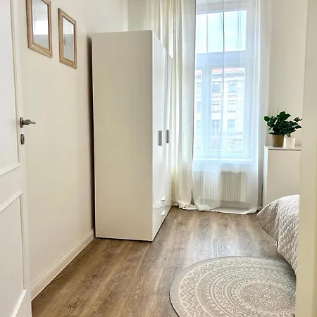 Treetess City Centre Prague Apartments Room photo