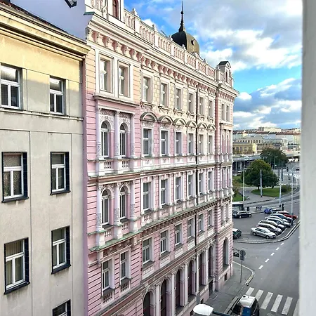 Treetess City Centre Prague Apartments Room photo