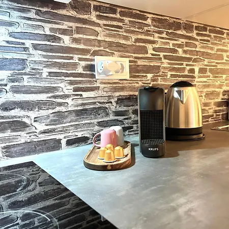 Treetess City Centre Prague Apartments Room photo